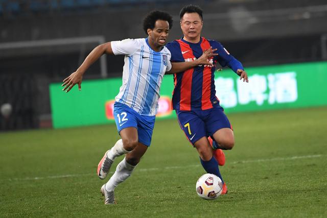 欧文：当初只想在皇马踢一两年 然后重回利物浦