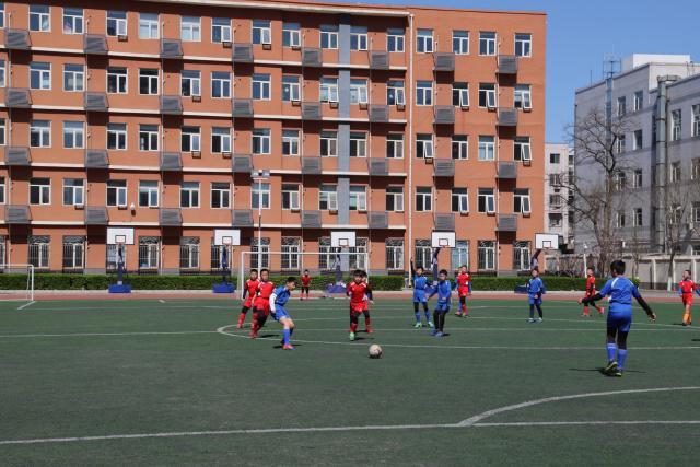 詹姆斯25分+上篮绝杀 美国男篮1分险胜南苏丹