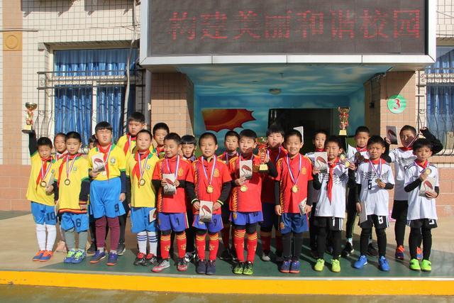 马卡电台：皇马想用1000到1200万欧签下拉波尔特